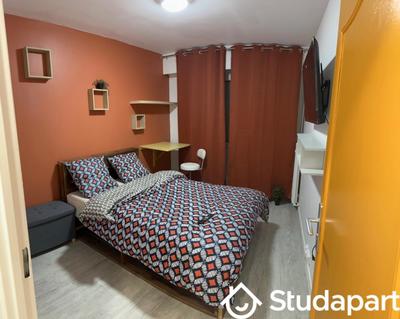 Chambre - 24 m² - 1 pièce