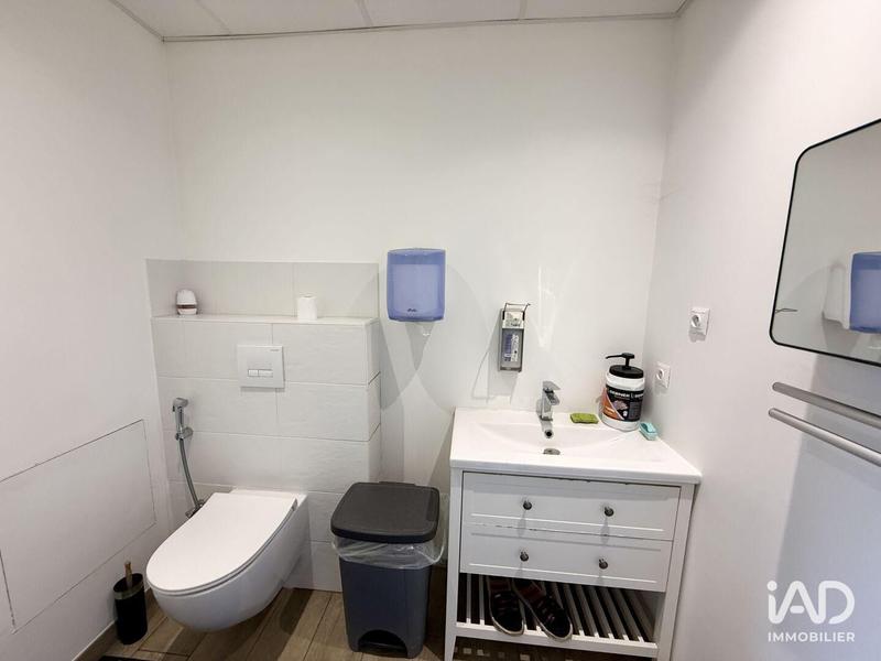 Local commercial - 581 m²