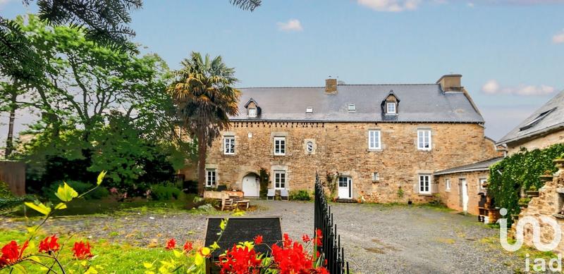 Maison - 315 m² - 19 pièces