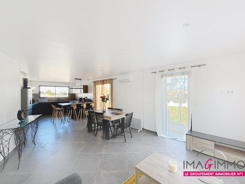 Maison - 120 m² - 5 pièces