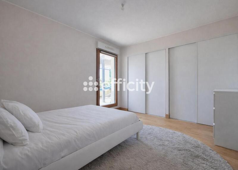 Appartement ancien - 95 m² - 4 pièces