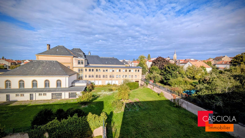 Appartement - 84 m² - 4 pièces