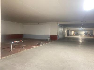 Parking - 13 m²