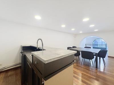 Local commercial - 76 m² - 4 pièces