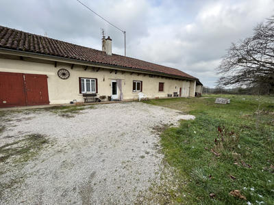 Maison - 96 m² - 4 pièces