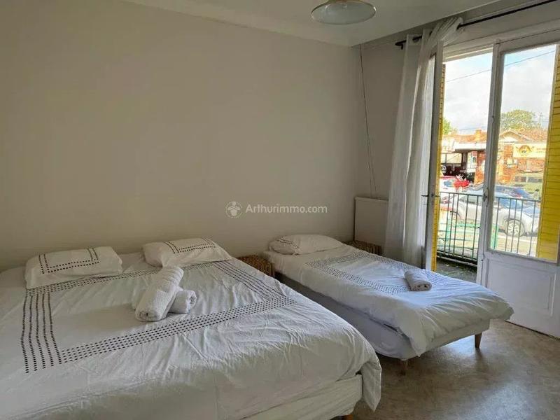 Maison - 180 m² - 10 pièces