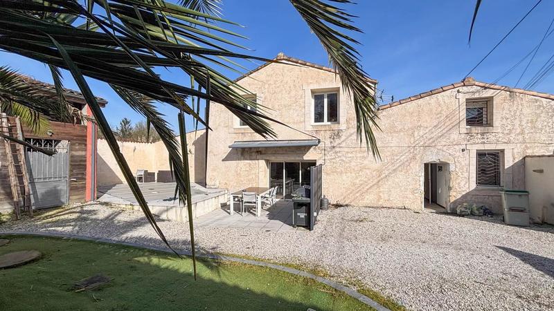 Maison - 160 m² - 5 pièces