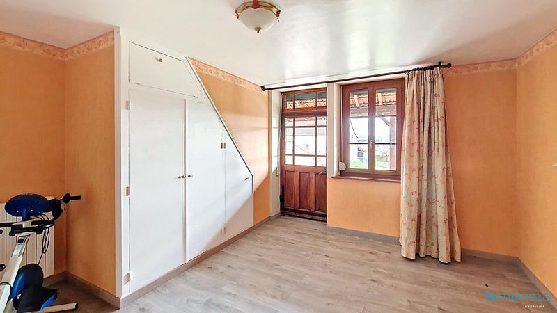 Maison ancienne - 213 m² - 8 pièces