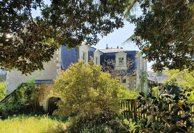 Maison - 511 m² - 8 pièces