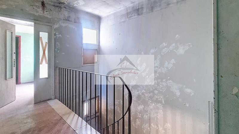 Maison - 195 m² - 10 pièces