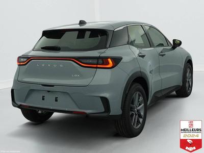 Lexus Lbx 2wd Business