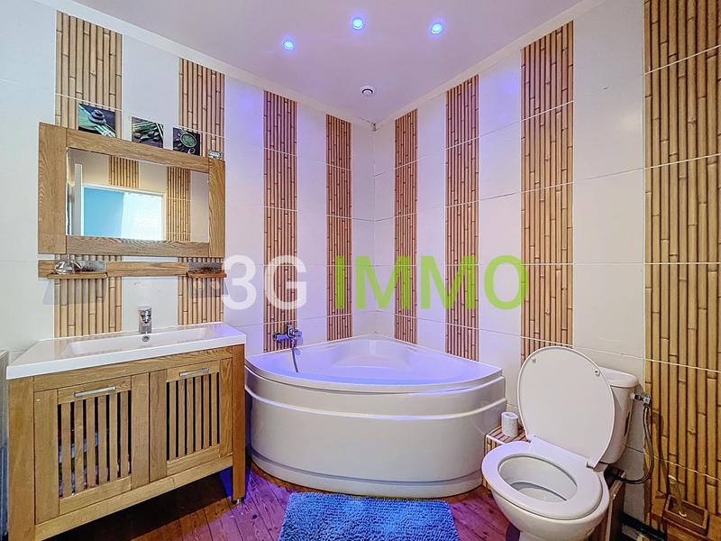 Maison - 135 m² - 6 pièces