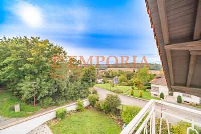 Maison - 180 m² - 8 pièces