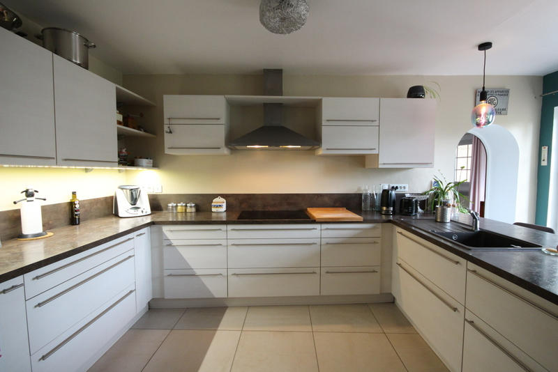 Maison - 196 m² - 8 pièces