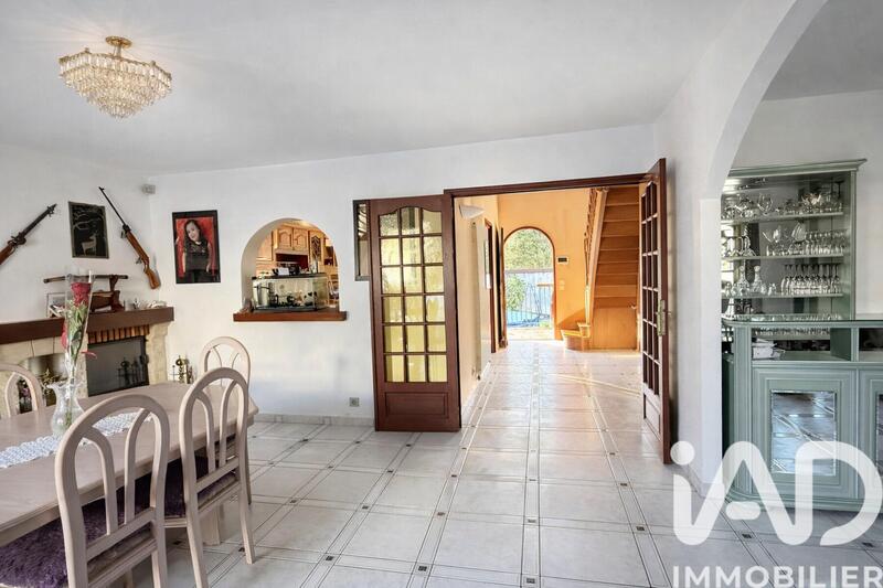 Maison - 163 m² - 5 pièces