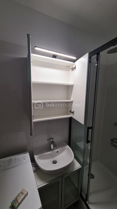 Studio - 27 m² - 1 pièce