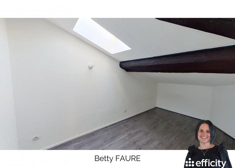 Appartement - 80 m² - 3 pièces