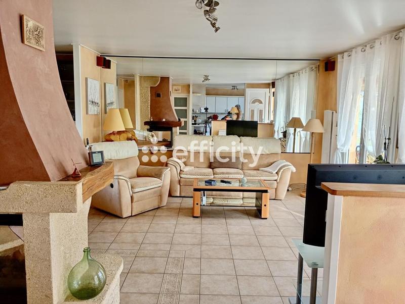 Maison - 82 m² - 4 pièces