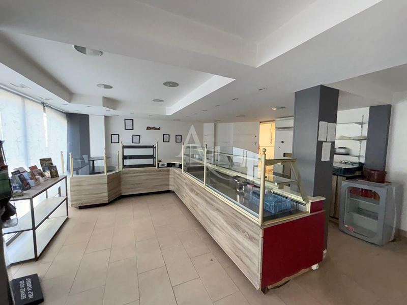 Maison - 121 m² - 7 pièces