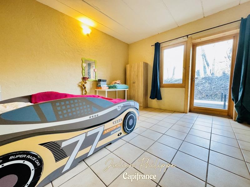 Maison - 500 m² - 12 pièces