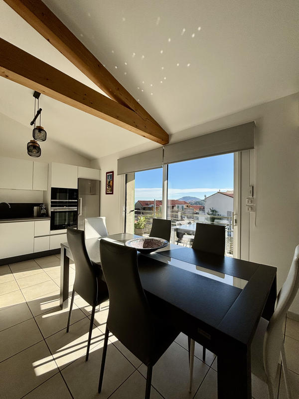 Villa - 80 m² - 4 pièces