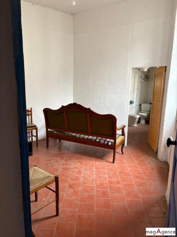 Maison - 323 m² - 12 pièces