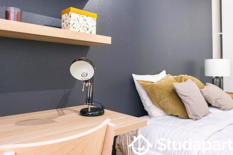 Chambre - 9 m² - 1 pièce