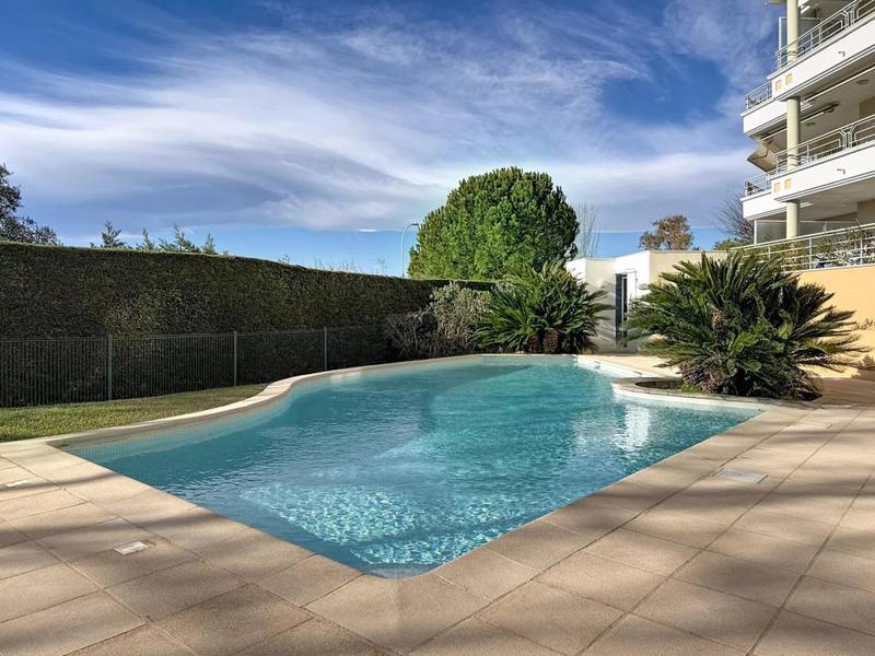 Appartement - 82 m² - 3 pièces