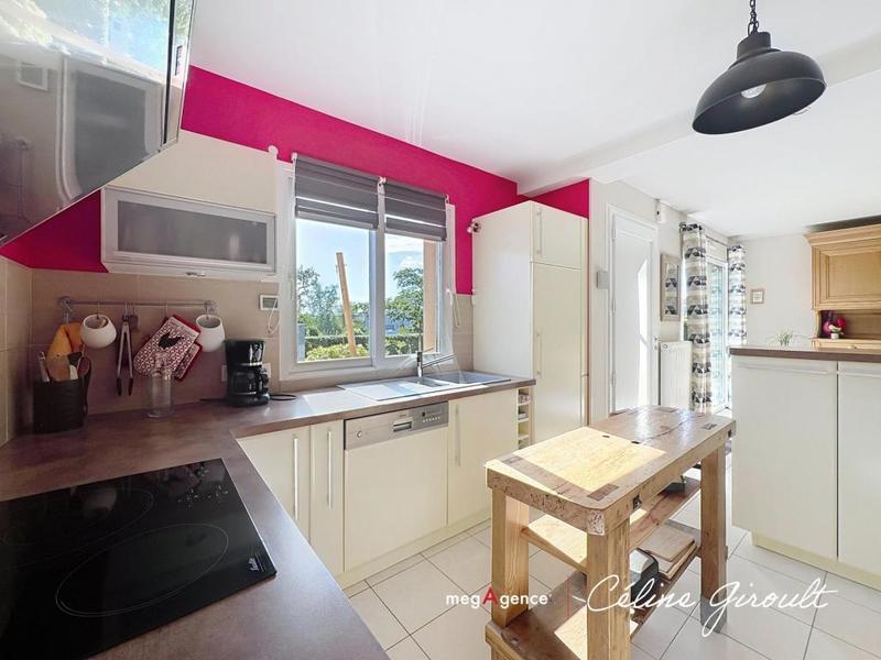 Pavillon - 120 m² - 6 pièces