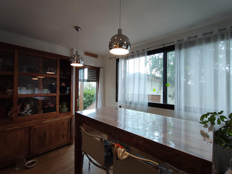 Maison - 200 m² - 9 pièces