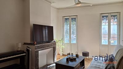 Appartement - 94 m² - 4 pièces