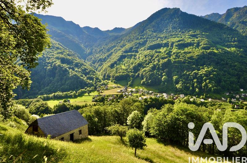 Maison - 370 m² - 11 pièces