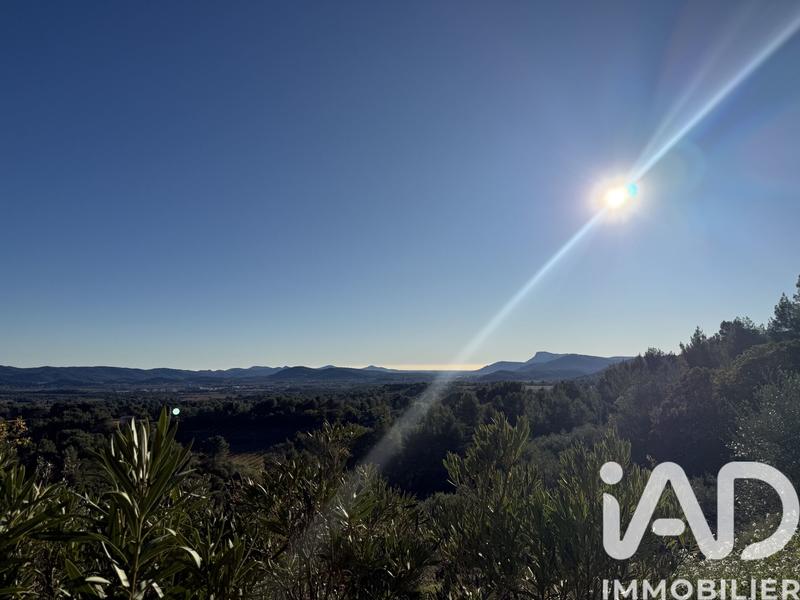 Maison - 100 m² - 3 pièces