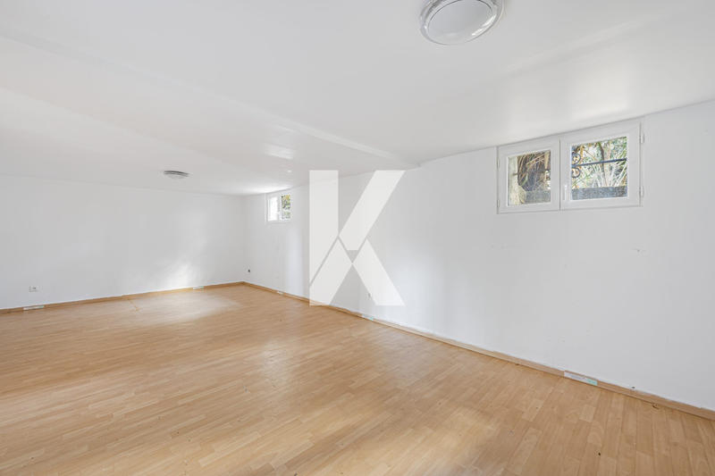 Maison - 116 m² - 6 pièces