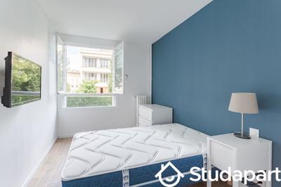 Chambre - 10 m² - 1 pièce