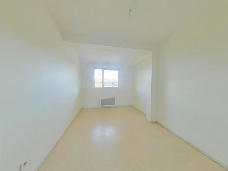 Appartement ancien - 65 m² - 3 pièces