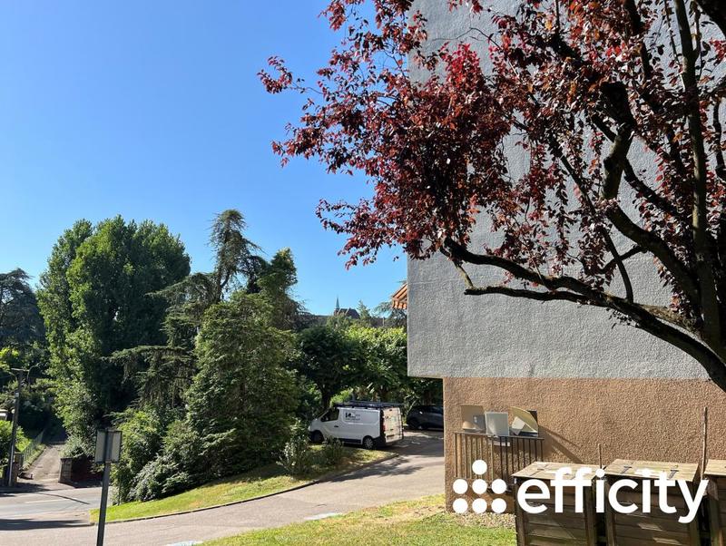 Appartement - 110 m² - 4 pièces