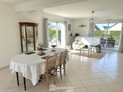 Maison - 193 m² - 6 pièces