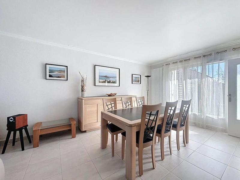 Maison - 107 m² - 7 pièces