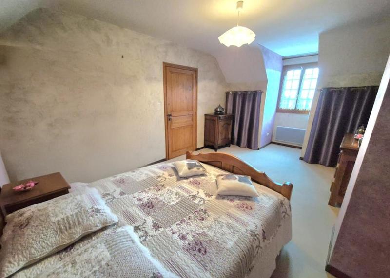 Maison - 96 m² - 4 pièces