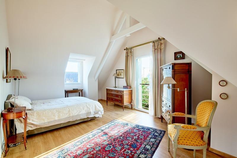 Maison - 210 m² - 8 pièces