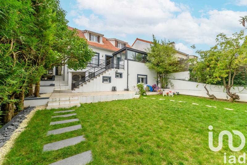 Maison - 130 m² - 6 pièces