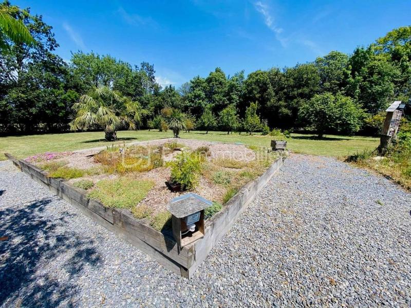 Propriété - 161 m² - 7 pièces