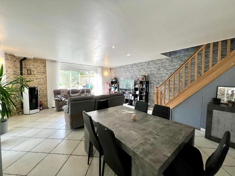 Maison en pierre - 110 m² - 5 pièces