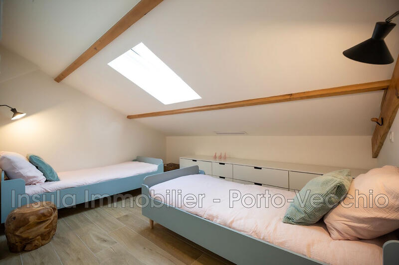 Maison - 158 m² - 7 pièces