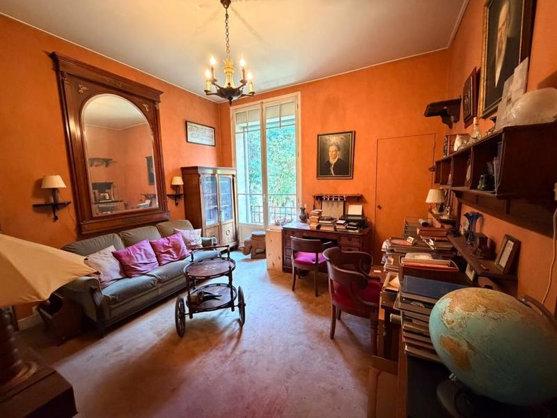 Appartement - 204 m² - 6 pièces