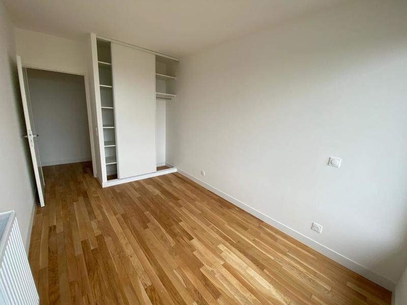 Appartement - 81 m² - 4 pièces
