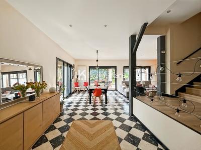 Maison - 176 m² - 6 pièces