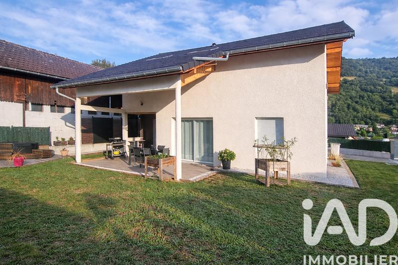 Maison - 153 m² - 7 pièces