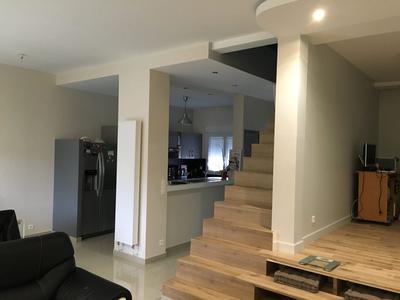 Maison - 98 m² - 4 pièces